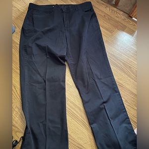 Women’s JM Collection Pants Soze 16 short. Navy colored. Like new.